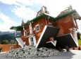 Необычный дом, где все перевернуто, открыт для посетителей в Австрии