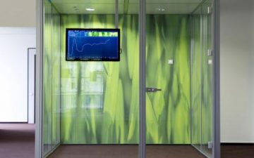 Интеллектуальная система уплотнения двери поможет улучшить качество воздуха в помещении