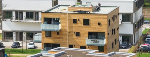 Woodcube: углеродно-нейтральный пятиэтажный деревянный жилой дом открывается в Гамбурге