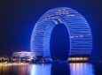 Экстравагантный кольцеобразный отель Sheraton Huzhou открылся в Китае