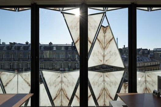 Штаб-квартира Barclays в Париже: новый фасад в стиле оригами