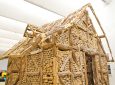 На миланской выставке представлен дом, построенный из хлеба!