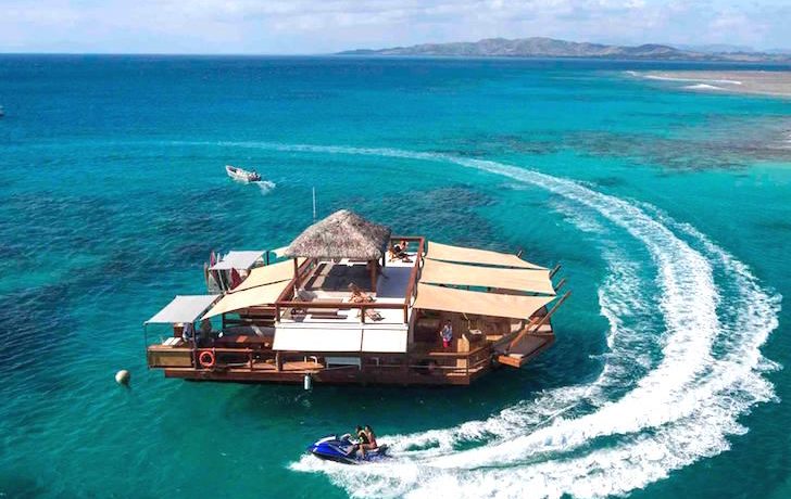 Новая плавающая пиццерия на Фиджи – вкусный кусочек рая
