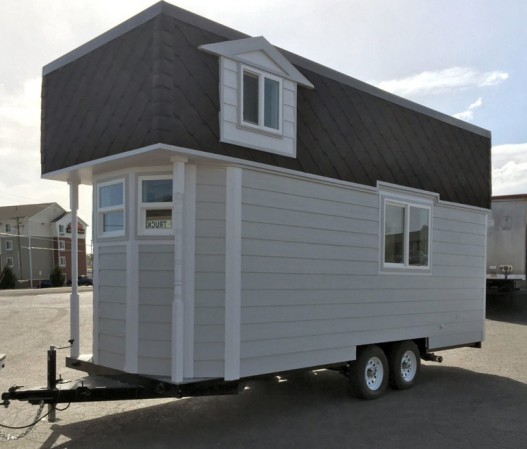 Victorian Prepper: новый крошечный дом на колесах готов выдерживать удары стихий