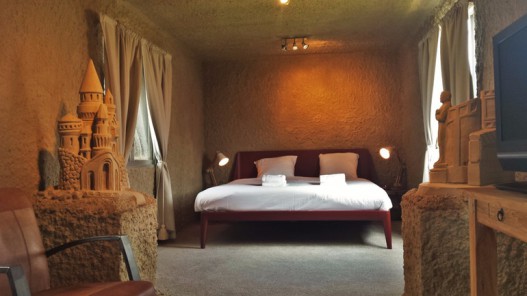 В Нидерландах открылись две гостиницы, построенные из песка
