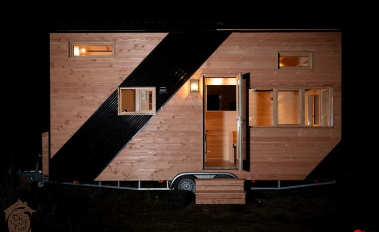 Optinid представляет мини-дом на колесах, который имеет раздвижную крышу и «теплые» полы