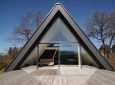Очаровательный А-образный домик в Баварских Альпах производит избыточную солнечную энергию