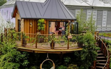 Роскошный сборный дом на дереве представлен на выставке в Челси