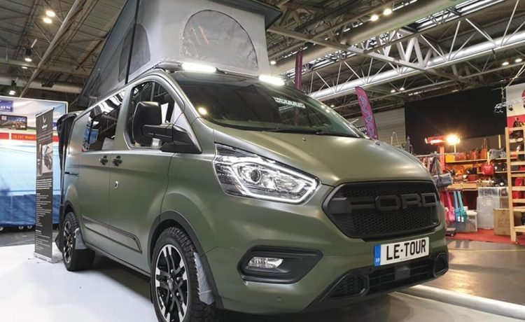 Ford Transit Custom Le-Tour: практичный модульный мини-кемпер от Wellhouse