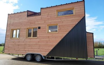 Новый крошечный дом на колесах Sébastien: просторный и легкий
