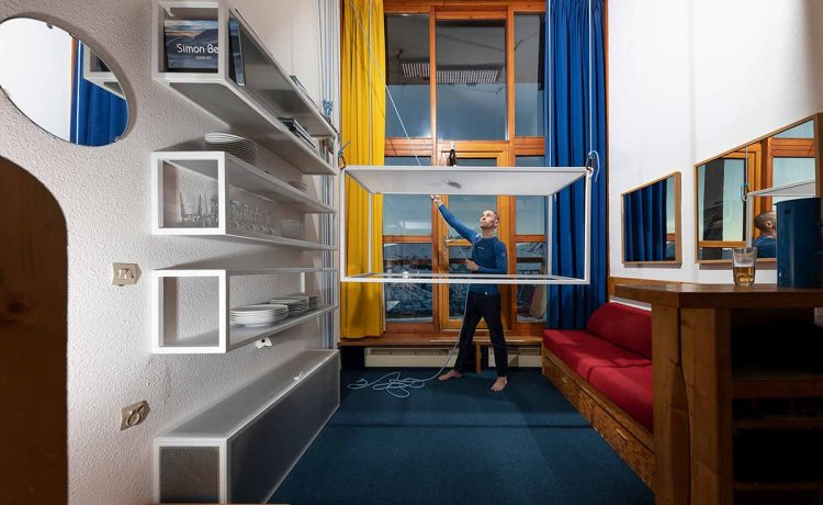 «Летающий столик» для микро-квартир: больше жилого пространства между приемами пищи