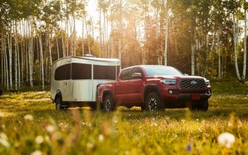 Небольшой туристический кемпер Basecamp для молодых пар с детьми Небольшой туристический кемпер Basecamp для молодых пар с детьми