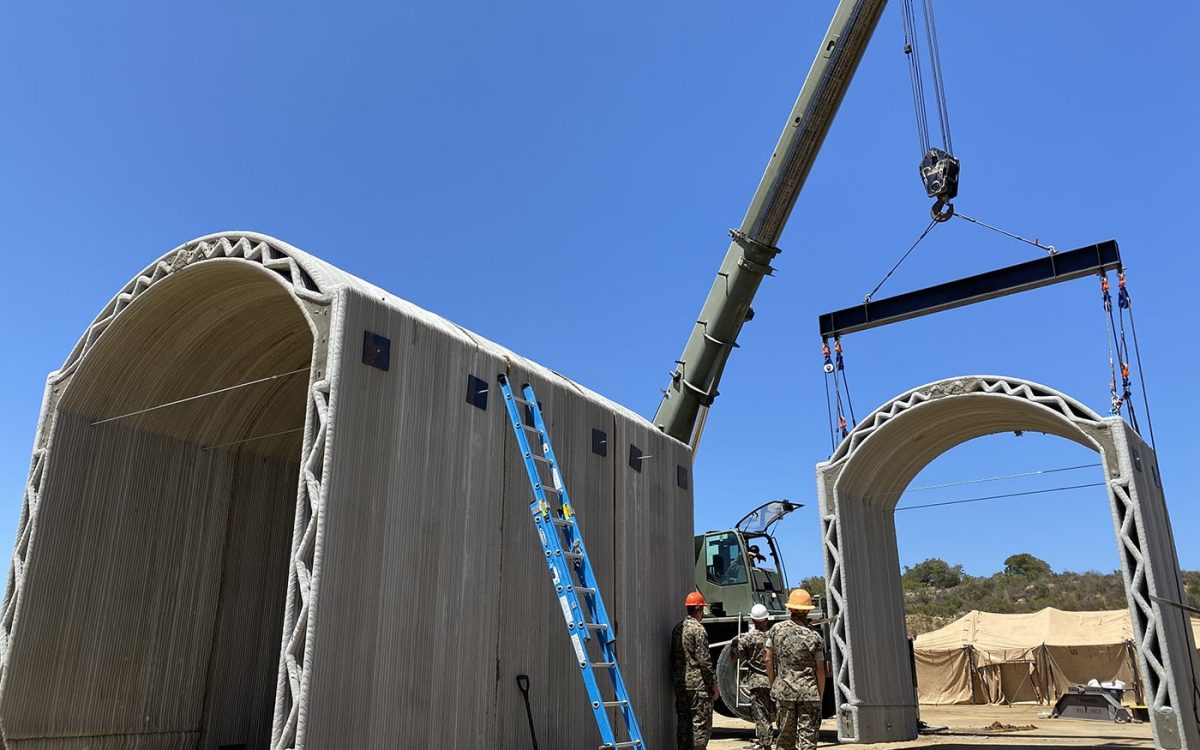 Морские пехотинцы США используют 3D-печать для создания бетонных конструкций в Кэмп-Пендлтоне