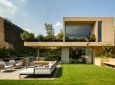 Мексиканские архитекторы из Еstudio MMX превратили семейный дом в сад