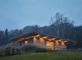 Чешская фирма построила сельский дом из непривычного строительного материала – костробетона
