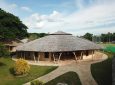 Тайская библиотека из бамбука: потрясающий пример традиционного мастерства
