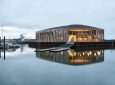 Потрясающий деревянный морской центр построен в Дании