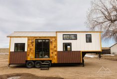Роскошный мини-дом на колесах вмещает еще больше домашних удобств