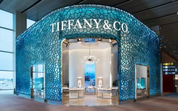 3D-печатный фасад ювелирного магазина Tiffany состоит из переработанных рыболовных сетей