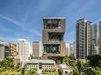 Роскошный отель в Сингапуре имеет фасады-террасы с пышной зеленью