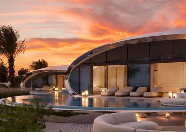 Shebara Resort: футуристические зеркальные виллы класса люкс на Красном море