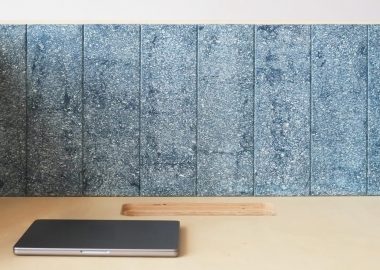 Cupsan – биоматериал для отделки из лондонских кофейных одноразовых стаканчиков Cupsan – биоматериал для отделки из лондонских кофейных одноразовых стаканчиков