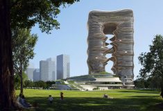 Необычное здание с волнистыми стенами – словно из научно-фантастического фильма