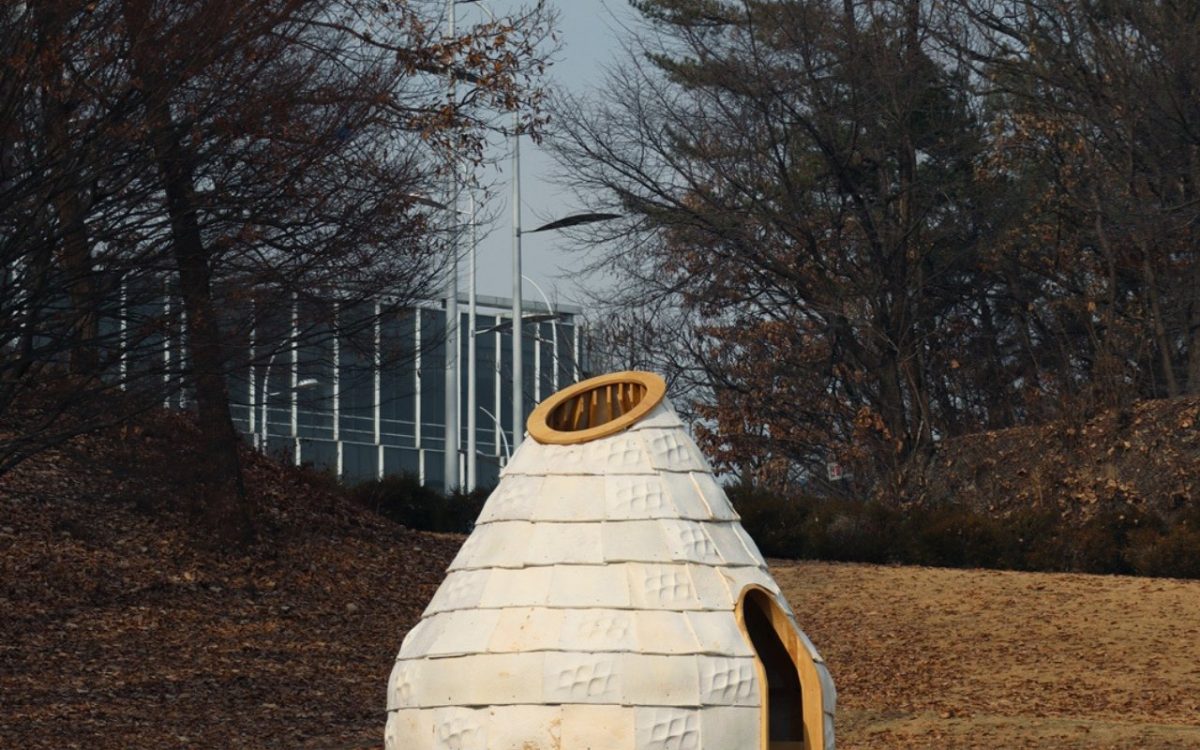 Сеульская студия вырастила здание из грибов