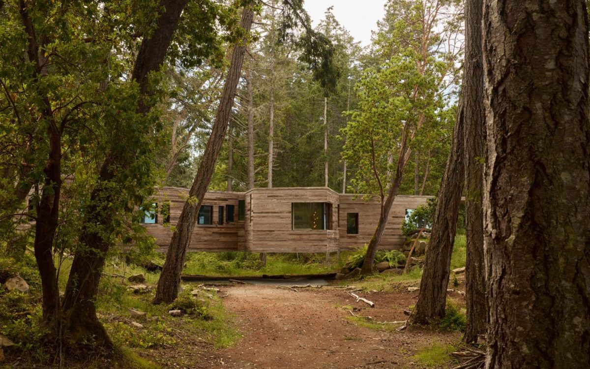 Дом в Британской Колумбии построен с учетом повышения уровня воды