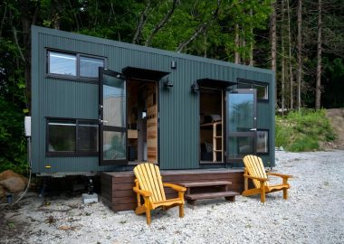 Yamabiko: два крошечных дома в одном Yamabiko: два крошечных дома в одном