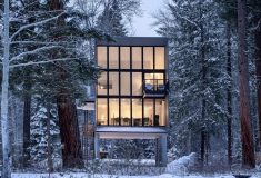 Маленький домик на берегу реки – без ущерба комфорту и уюту