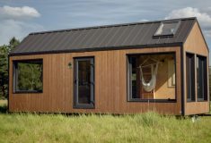 Мини-дом Julia: компактное пространство для жизни и работы