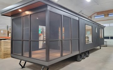 eVista King: мини-дом с просторной верандой eVista King: мини-дом с просторной верандой