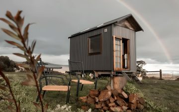 Автономный мини-дом в рустикальном стиле Автономный мини-дом в рустикальном стиле