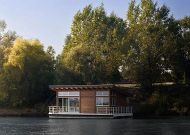 Домик-мечта на реке Сава Домик-мечта на реке Сава