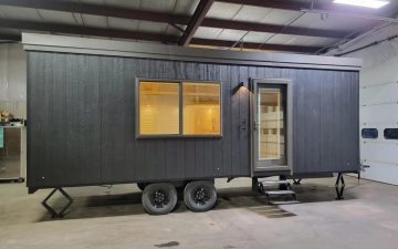 Компактный мини-дом eVista: простота, свет и продуманное пространство