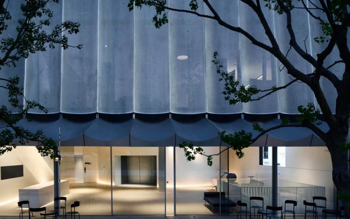 Музей эмпатии в Ханчжоу: отражение света и переосмысление заброшенного пространства