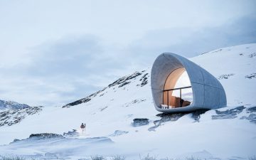 Архитектура, которая уступает место горе