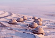 Отель среди вулканов во Внутренней Монголии