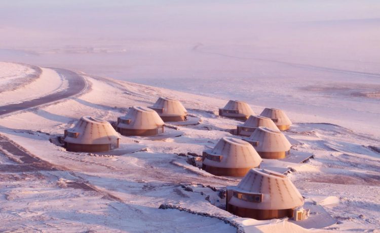 Отель среди вулканов во Внутренней Монголии