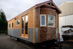 Сверхширокий мини-дом Huckleberry с комфортом полноценной квартиры