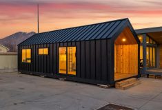 Mysa 400: широкий мини-дом с комфортом квартиры