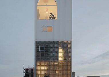 Семейный дом из «коробок»: новая архитектура жизни от голландской студии