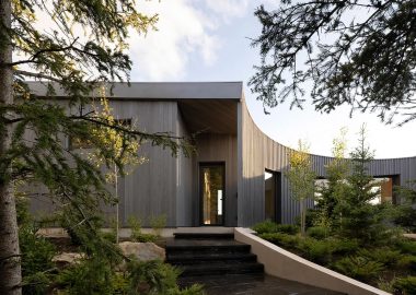 Дом Cut Out House: архитектура, созданная методом вычитания