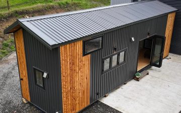 Мини-дом Redwood создан для комфортной жизни без ограничений Мини-дом Redwood создан для комфортной жизни без ограничений